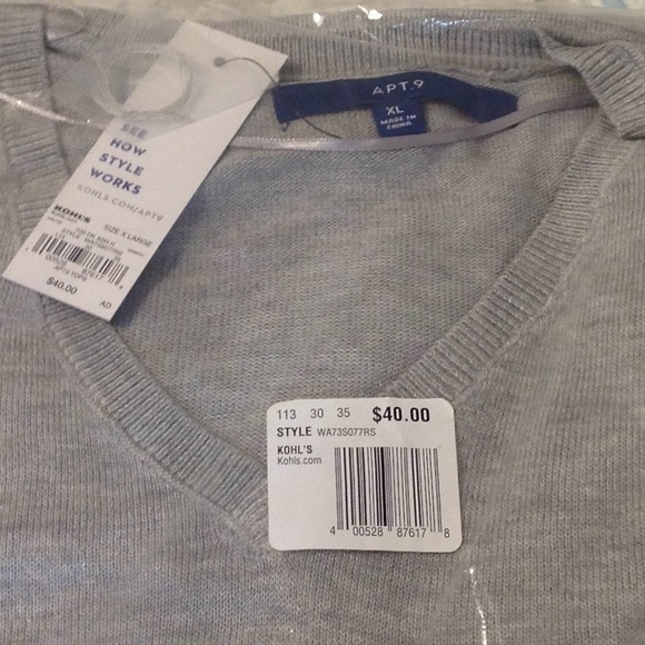 Apt. 9 Sweaters - Apt 9 V- Neck sweater Apt. 9 Sweaters - Apt 9 V- Neck sweater